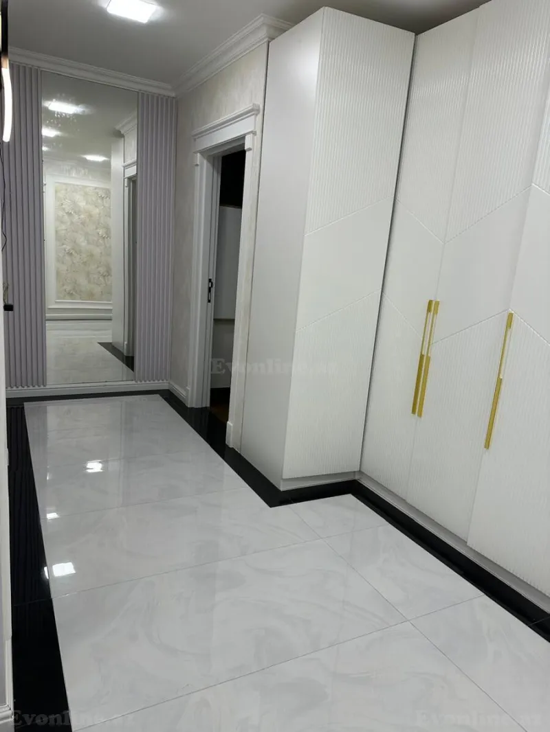 Satılır 4 otaqlı Mənzil Köhnə tikili 100 m² Neftçilər m. - şəkil 16