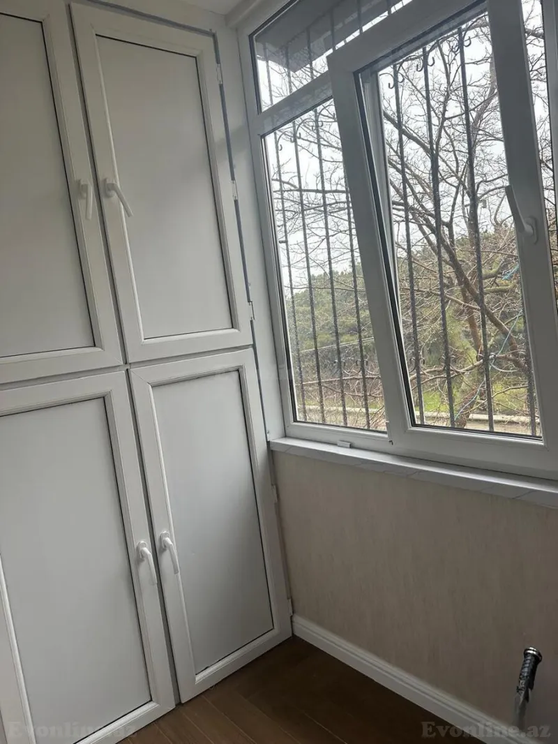 Satılır 4 otaqlı Mənzil Köhnə tikili 100 m² Neftçilər m. - şəkil 20