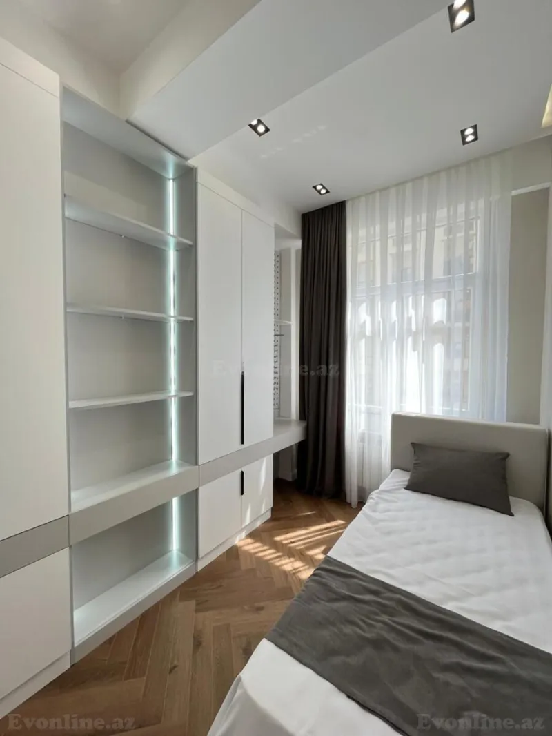 Satılır 3 otaqlı Mənzil Yeni tikili 112 m² Nərimanov r. - şəkil 18