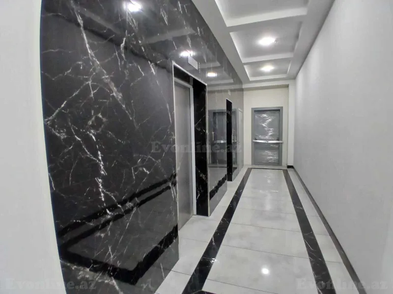 Satılır 3 otaqlı Mənzil Yeni tikili 137 m² Nərimanov r. - şəkil 4