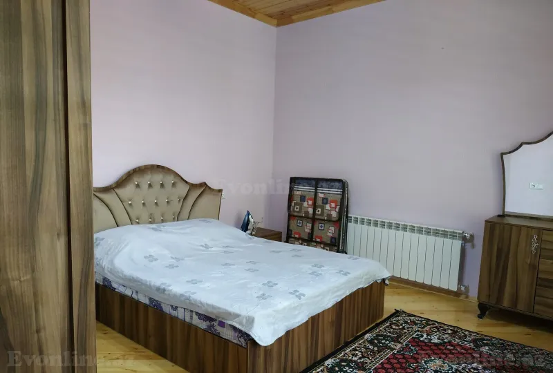 Kirayə verilir 4 otaqlı Həyət evi 120 m² Qax - şəkil 4
