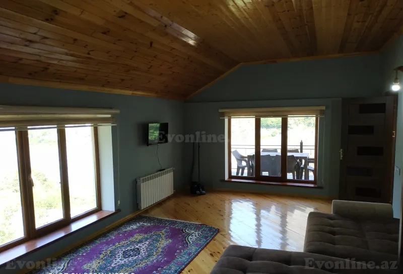 Kirayə verilir 4 otaqlı Həyət evi 120 m² Qax - şəkil 7