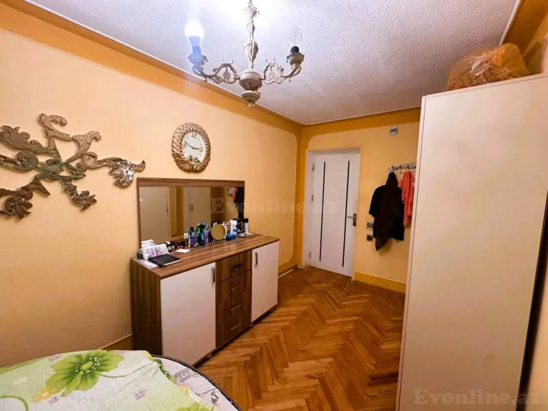 Kirayə verilir 3 otaqlı Mənzil Köhnə tikili 50 m² 28 May m.