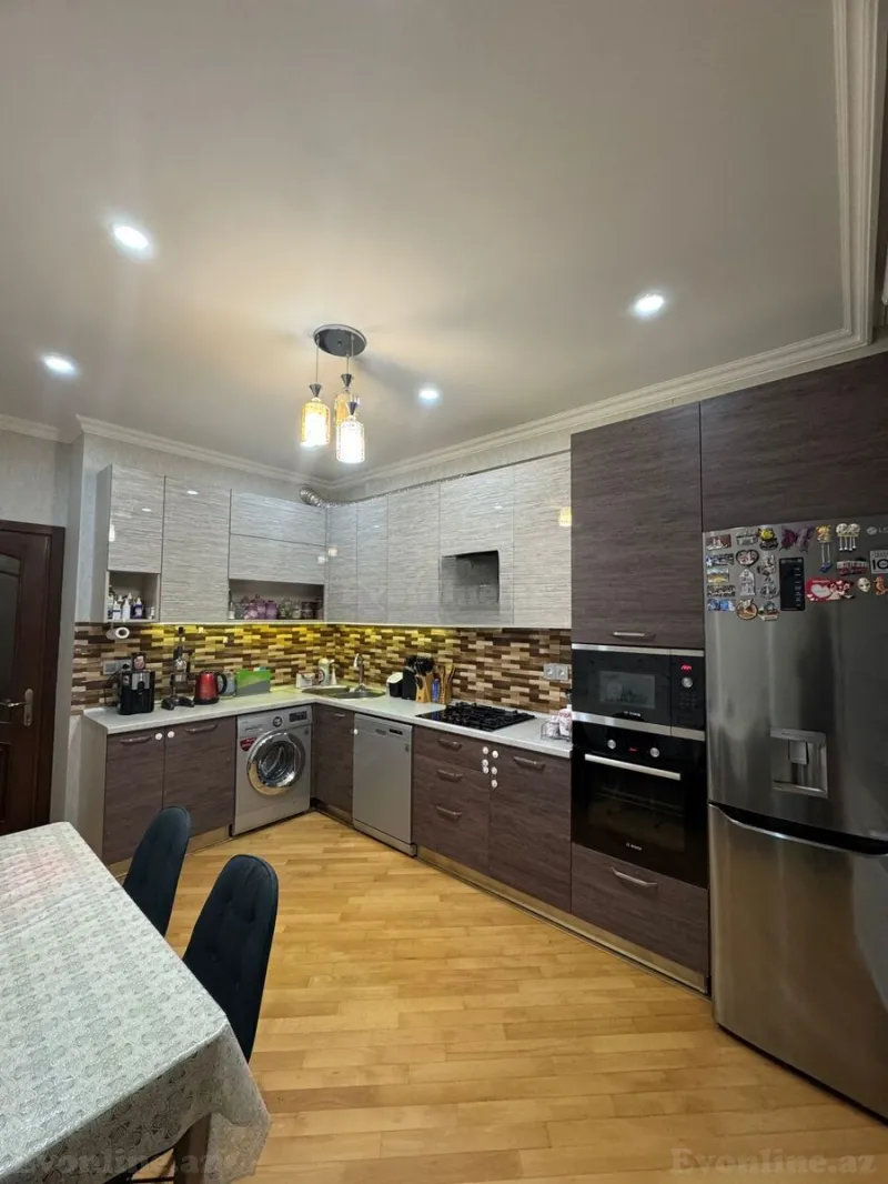Satılır 2 otaqlı Mənzil Yeni tikili 98 m² Badamdar