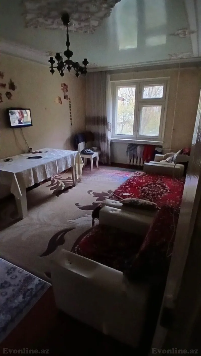 Satılır 3 otaqlı Mənzil Köhnə tikili 80 m² Əhmədli m. - şəkil 2