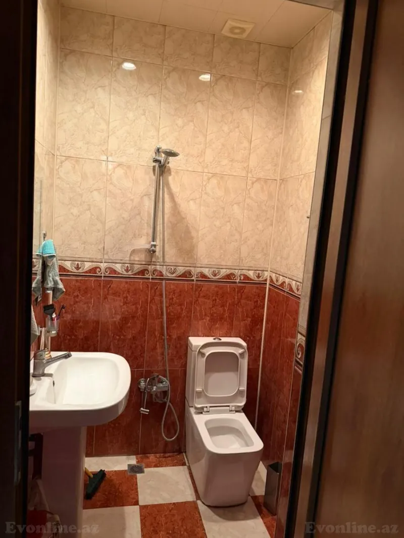 Satılır 6 otaqlı Mənzil Köhnə tikili 160 m² Nəriman Nərimanov m. - şəkil 14