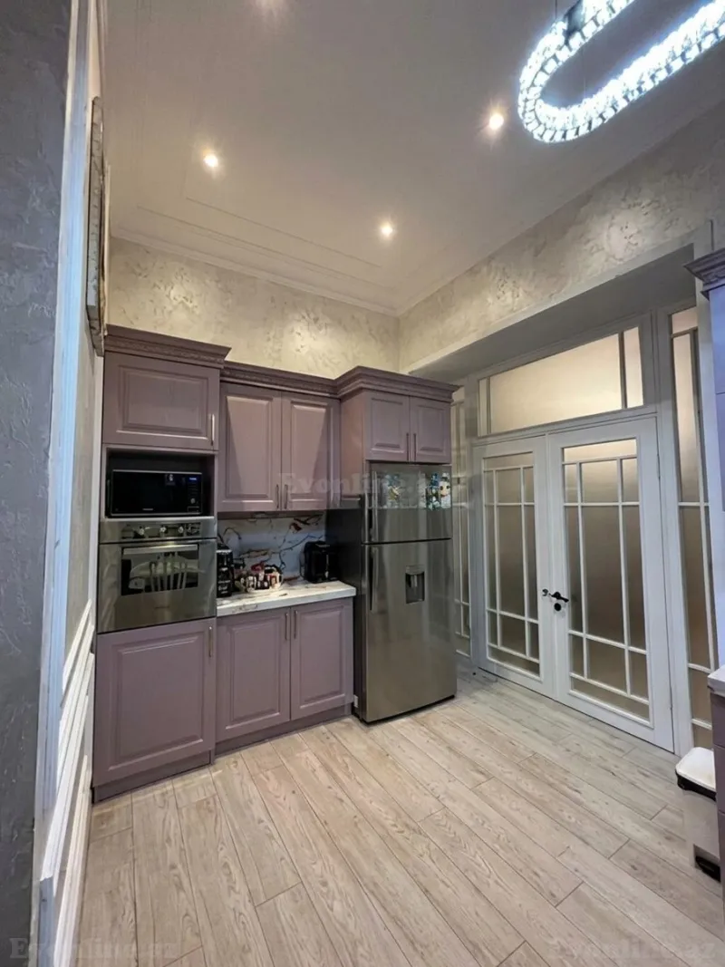 Satılır 3 otaqlı Mənzil Köhnə tikili 120 m² 28 May m. - şəkil 3
