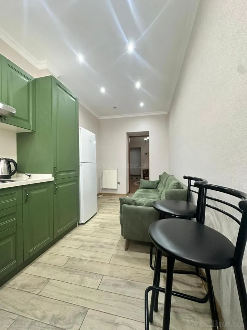 Satılır 3 otaqlı Mənzil Köhnə tikili 93 m² Nəsimi r. - şəkil 7