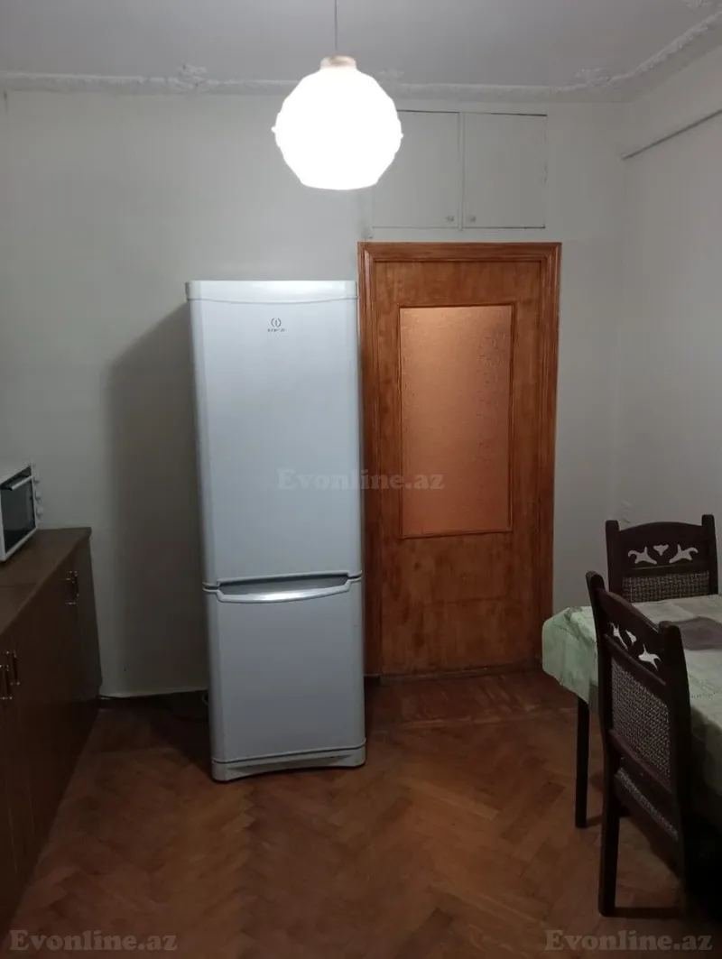 Kirayə verilir 3 otaqlı Mənzil Köhnə tikili 80 m² 8 Noyabr m. - şəkil 6