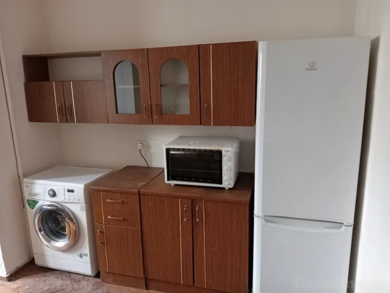 Kirayə verilir 3 otaqlı Mənzil Köhnə tikili 80 m² 8 Noyabr m. - şəkil 7