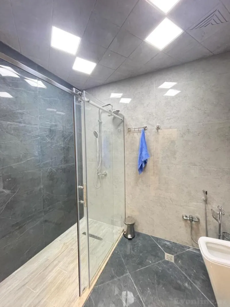 Kirayə verilir 3 otaqlı Mənzil Yeni tikili 150 m² Yasamal r. - şəkil 14
