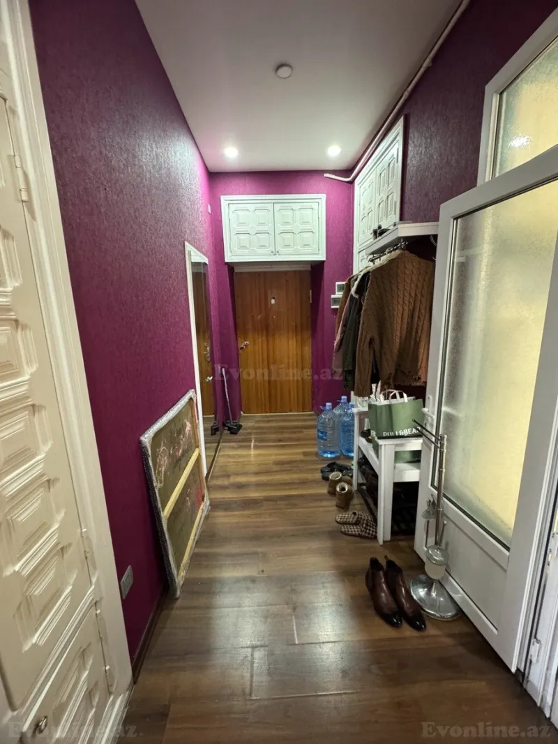 Satılır 3 otaqlı Mənzil Köhnə tikili 90 m² Səbail r. - şəkil 20