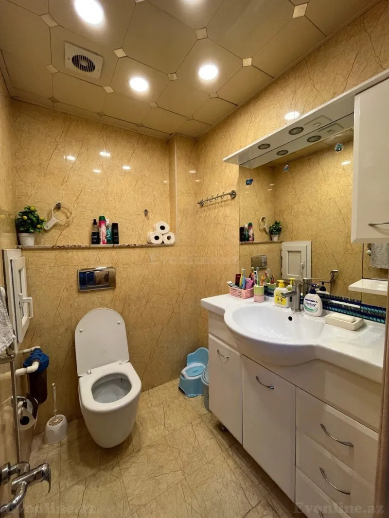 Satılır 3 otaqlı Mənzil Yeni tikili 137 m² Dərnəgül m. - şəkil 2