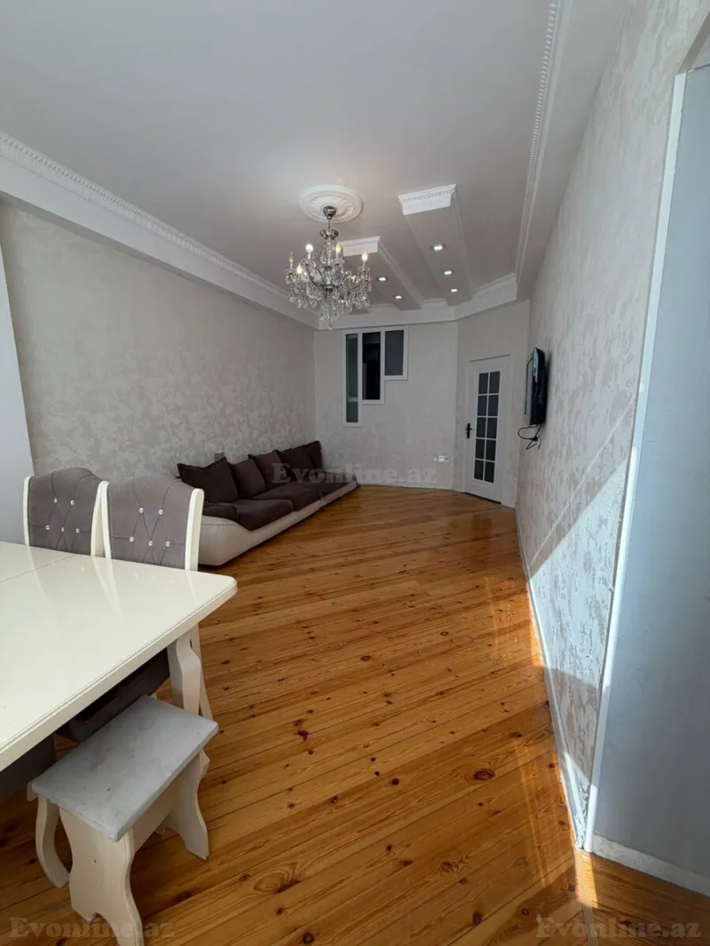 3 otaqlı Mənzil 60 m² Əhmədli m. Satılır