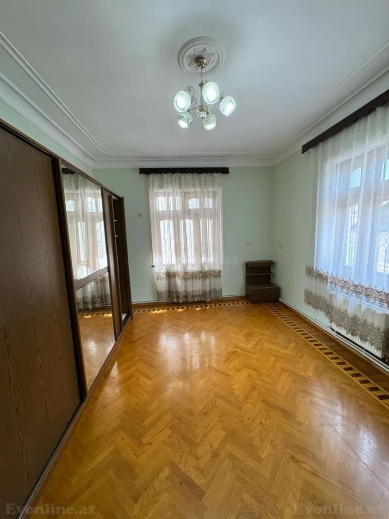 Satılır 6 otaqlı Həyət evi 250 m² Azadlıq prospekti m. - şəkil 19