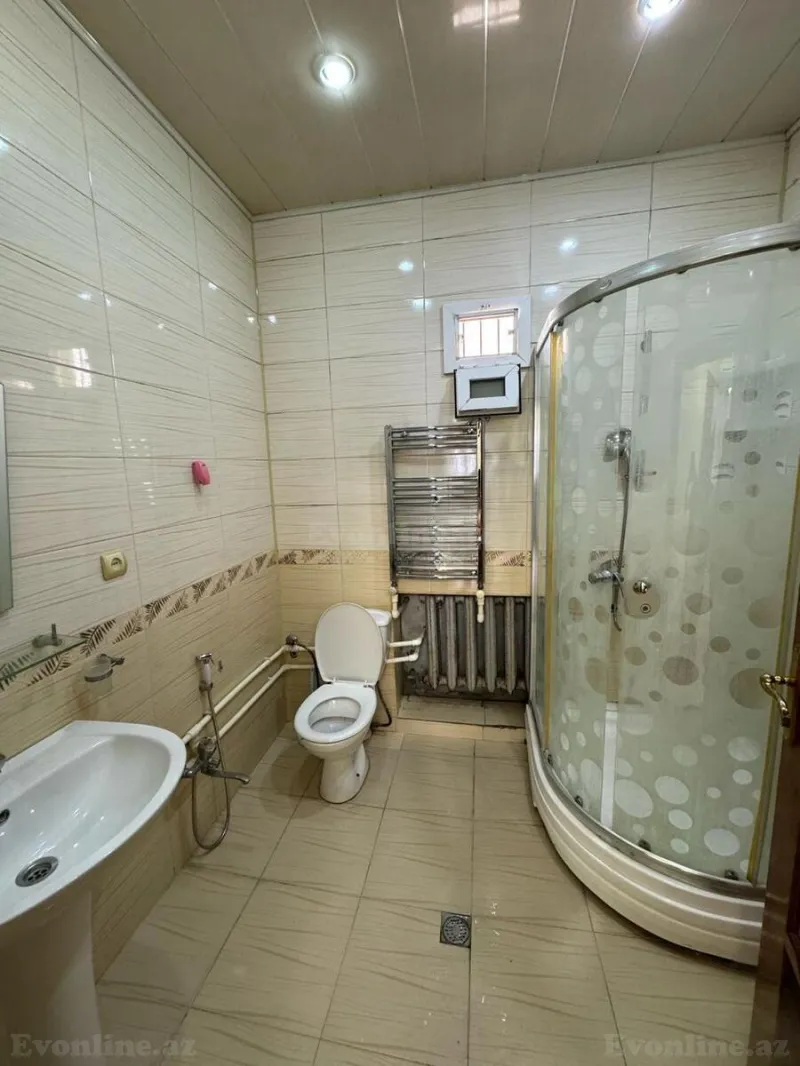 Satılır 6 otaqlı Həyət evi 250 m² Azadlıq prospekti m. - şəkil 25