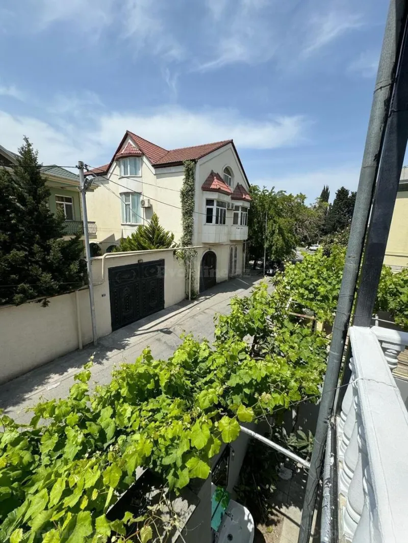 Satılır 6 otaqlı Həyət evi 250 m² Azadlıq prospekti m. - şəkil 28