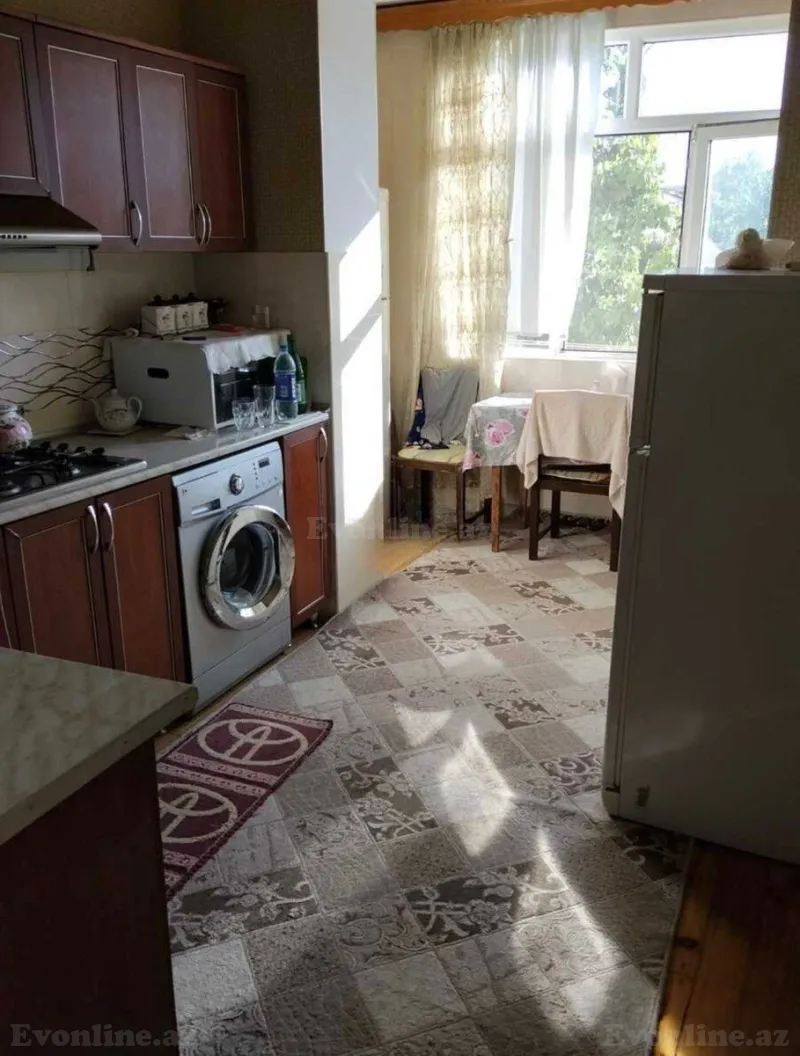 Satılır 3 otaqlı Mənzil Köhnə tikili 80 m² Xalqlar Dostluğu m. - şəkil 6