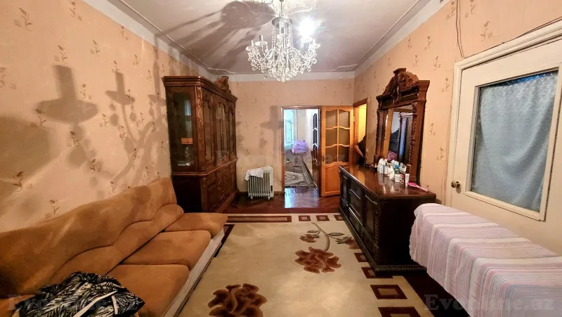 Satılır 3 otaqlı Mənzil Köhnə tikili 70 m² Azadlıq prospekti m. - şəkil 2
