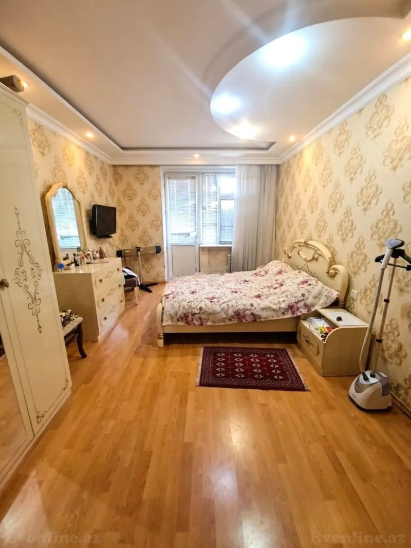 Satılır 3 otaqlı Mənzil Köhnə tikili 78 m² 8 Noyabr m. - şəkil 3