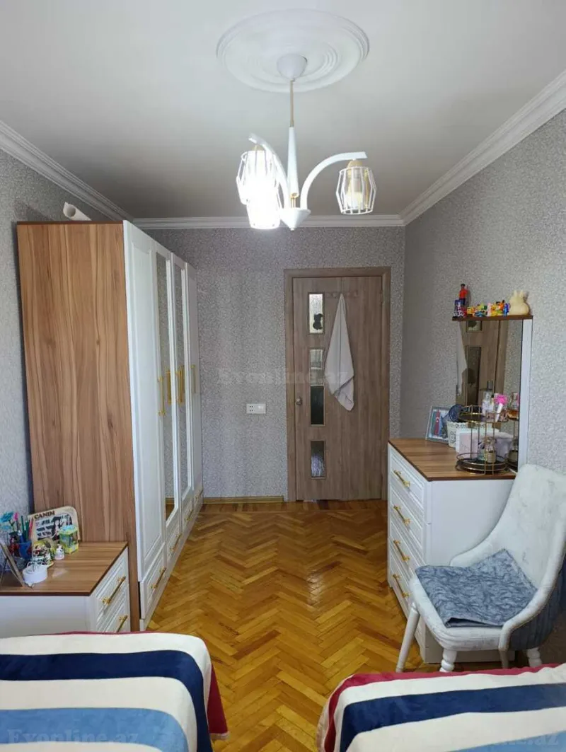 Satılır 3 otaqlı Mənzil Köhnə tikili 73 m² Sumqayıt - şəkil 4