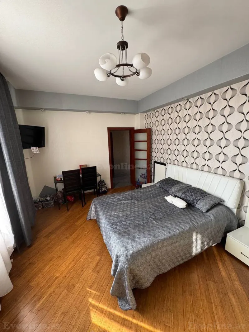 Kirayə verilir 3 otaqlı Mənzil Yeni tikili 135 m² Nəsimi r. - şəkil 4