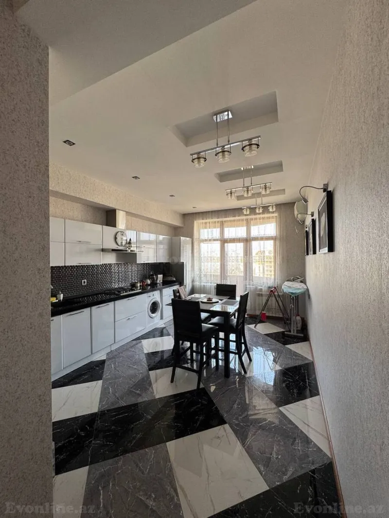 Kirayə verilir 3 otaqlı Mənzil Yeni tikili 135 m² Nəsimi r. - şəkil 6