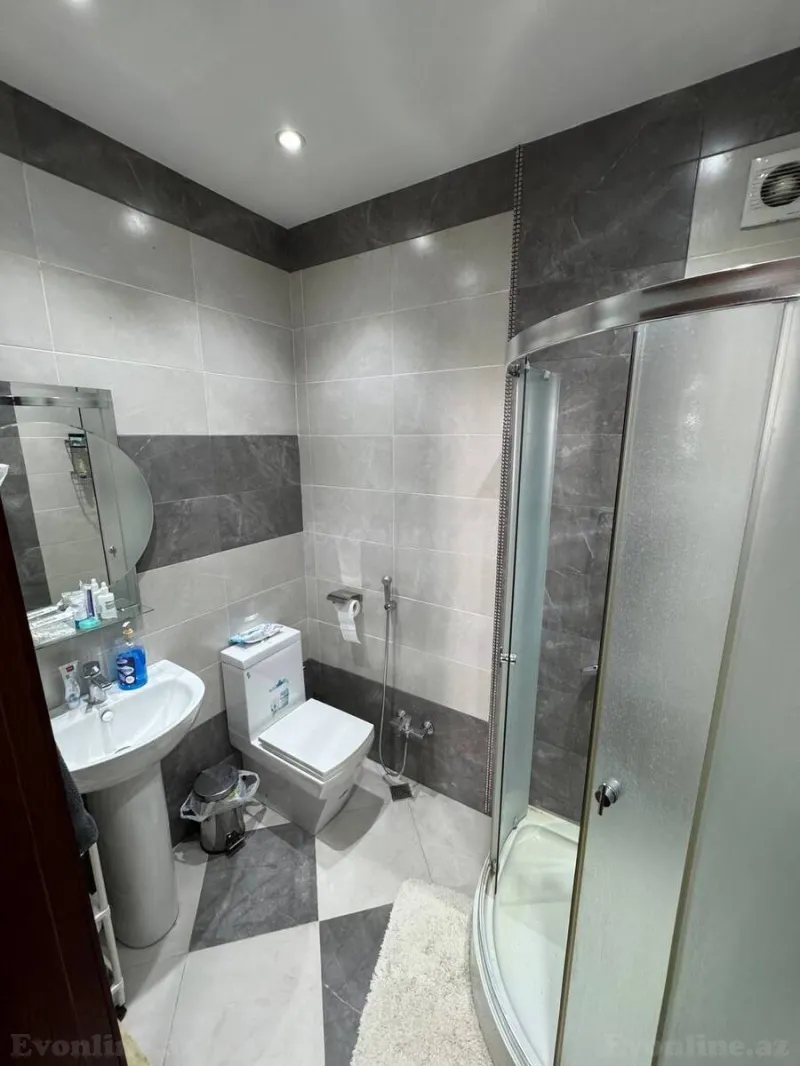 Kirayə verilir 3 otaqlı Mənzil Yeni tikili 135 m² Nəsimi r. - şəkil 14