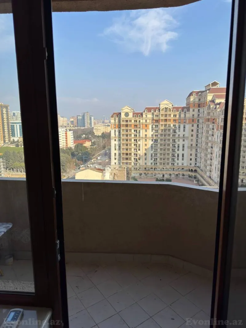 Kirayə verilir 3 otaqlı Mənzil Yeni tikili 135 m² Nəsimi r. - şəkil 17