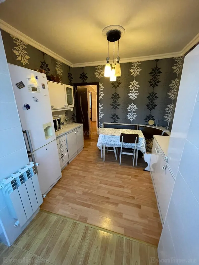 Satılır 3 otaqlı Mənzil Köhnə tikili 90 m² Elmlər Akademiyası m. - şəkil 6