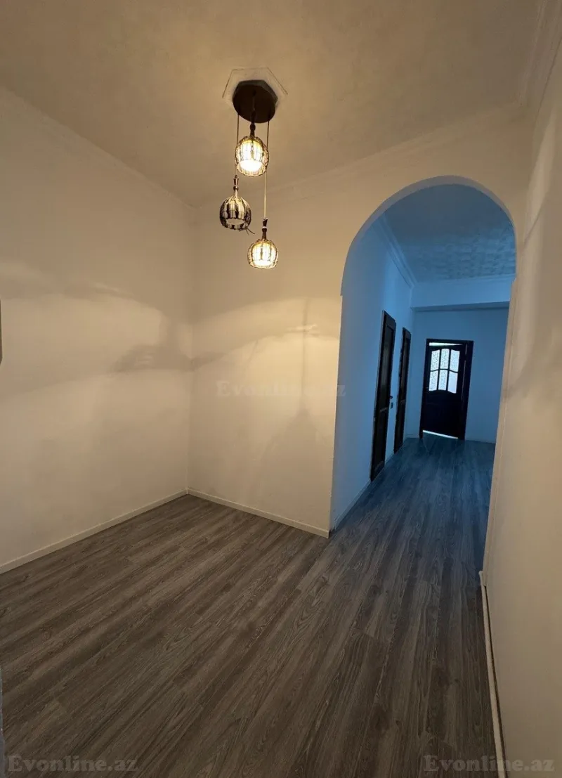Satılır 3 otaqlı Mənzil Yeni tikili 135 m² İnşaatçılar m. - şəkil 14