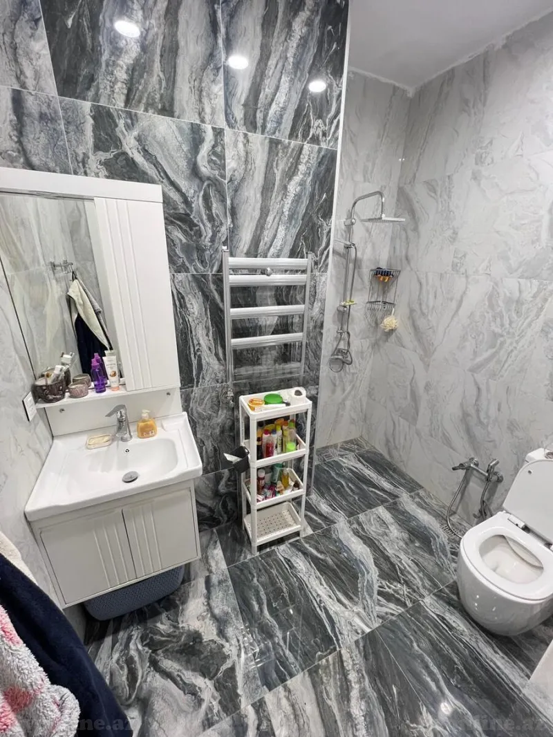 Kirayə verilir 2 otaqlı Mənzil Yeni tikili 70 m² Nizami m. - şəkil 13