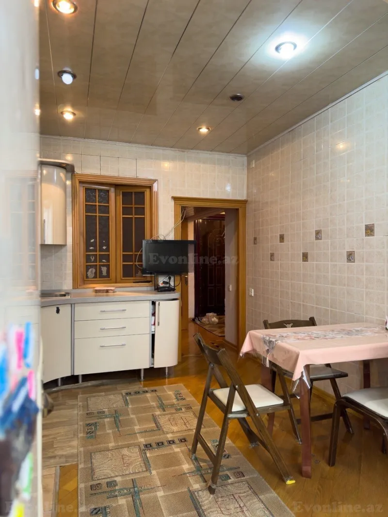 Satılır 3 otaqlı Mənzil Köhnə tikili 65 m² Həzi Aslanov m. - şəkil 9