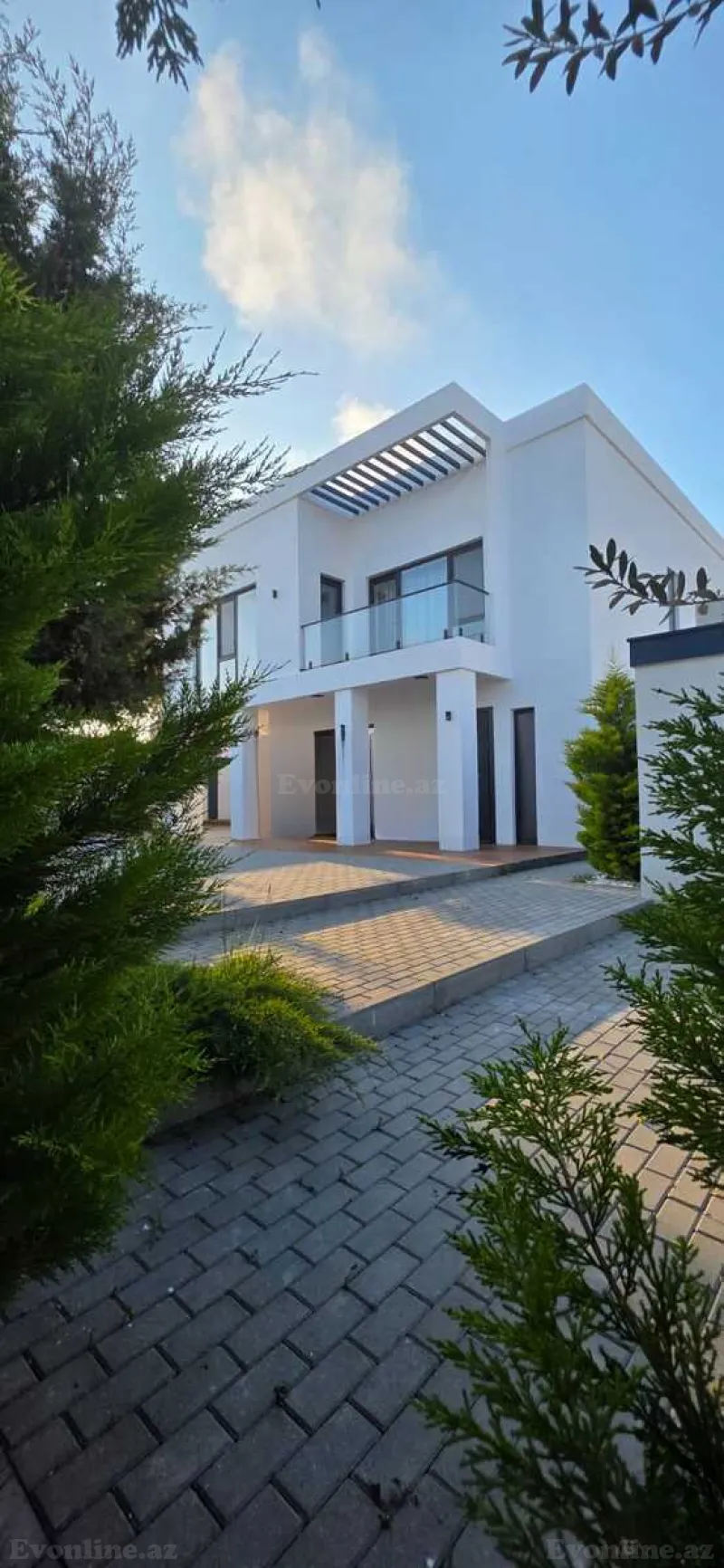 4 otaqlı Həyət evi 200 m² Mərdəkan Satılır