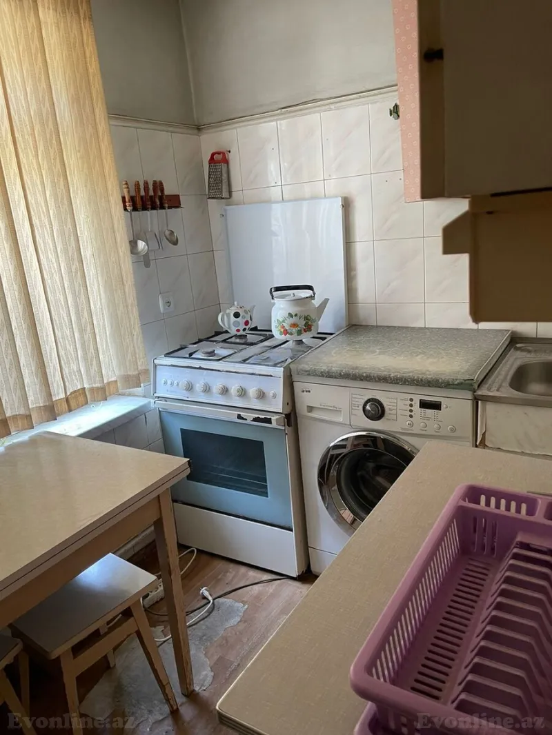 Kirayə verilir 2 otaqlı Mənzil Köhnə tikili 45 m² Elmlər Akademiyası m. - şəkil 9