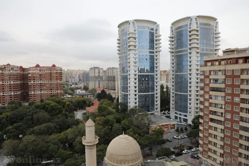 3 otaqlı Mənzil 120 m² Nizami m. Kirayə verilir