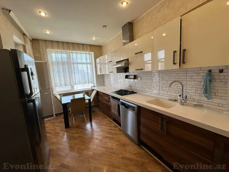 Kirayə verilir 3 otaqlı Mənzil Yeni tikili 140 m² Nizami m. - şəkil 8