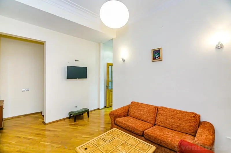 Kirayə verilir 2 otaqlı Mənzil Köhnə tikili 45 m² Sahil m. - şəkil 4