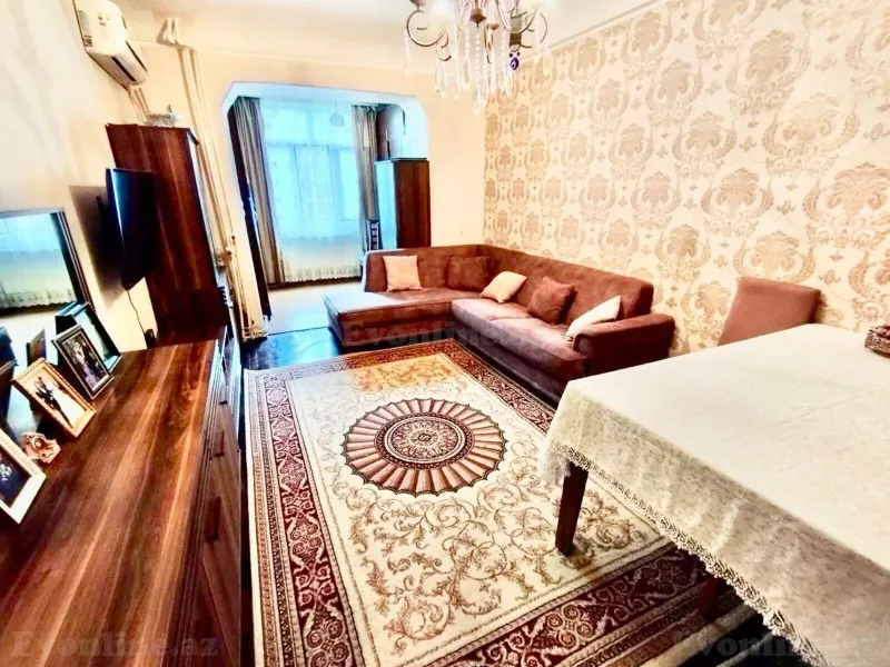 Satılır 3 otaqlı Mənzil Köhnə tikili 60 m² Neftçilər m. - şəkil 2