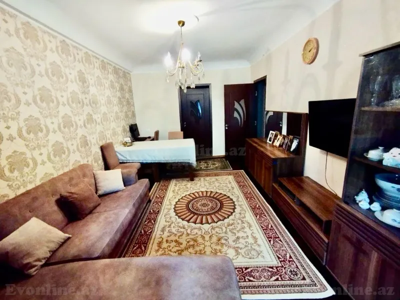 Satılır 3 otaqlı Mənzil Köhnə tikili 60 m² Neftçilər m. - şəkil 3