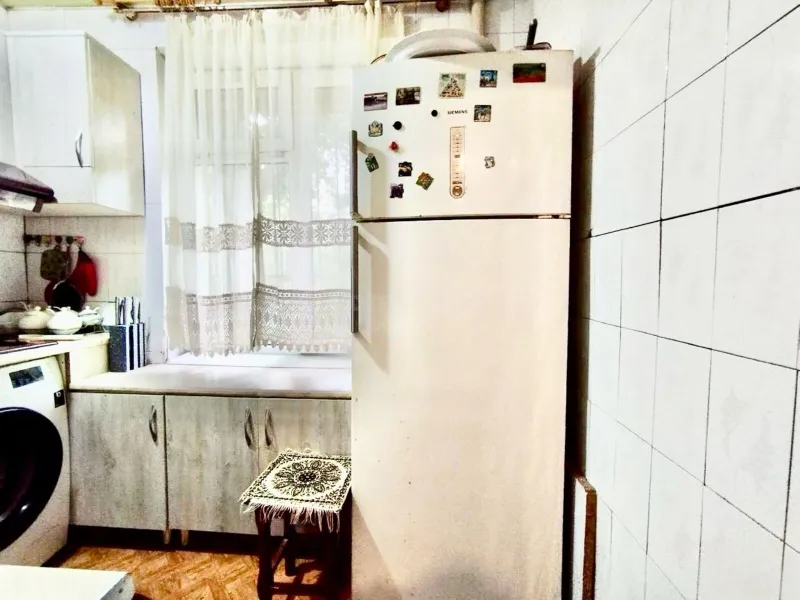 Satılır 3 otaqlı Mənzil Köhnə tikili 60 m² Neftçilər m. - şəkil 14