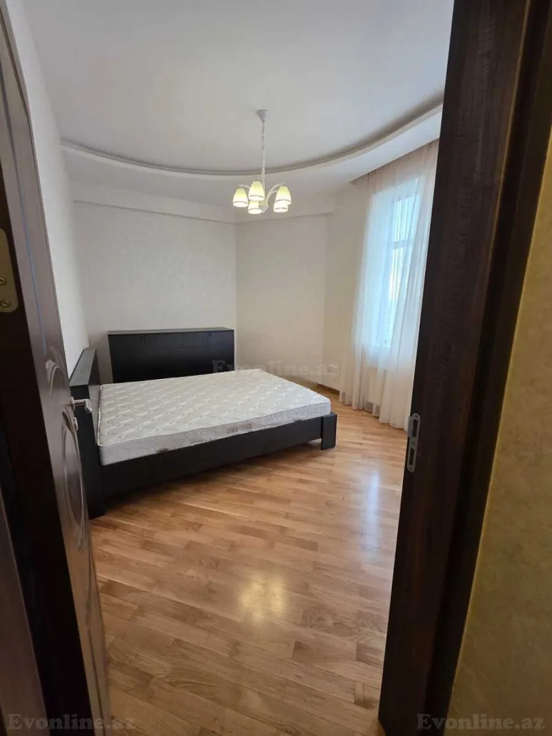 Kirayə verilir 3 otaqlı Mənzil Yeni tikili 120 m² Elmlər Akademiyası m. - şəkil 7
