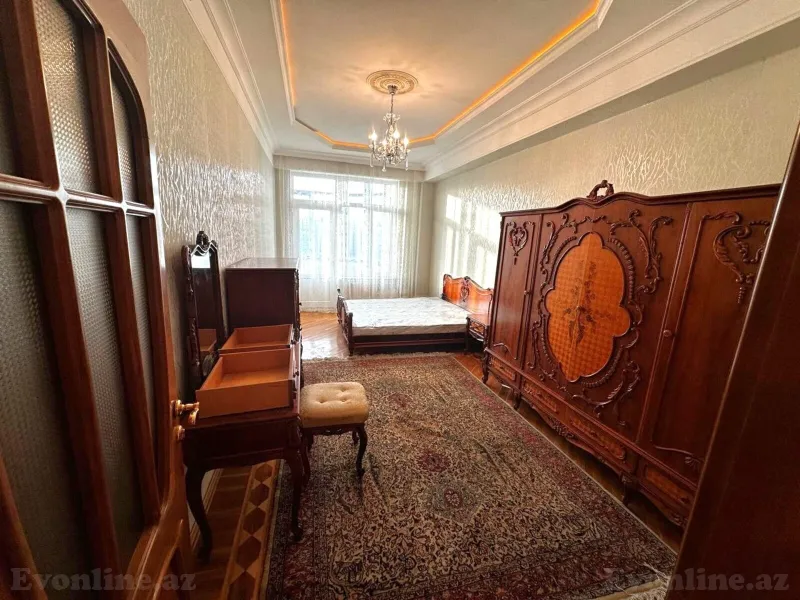 Kirayə verilir 4 otaqlı Mənzil Yeni tikili 165 m² Nərimanov r. - şəkil 4