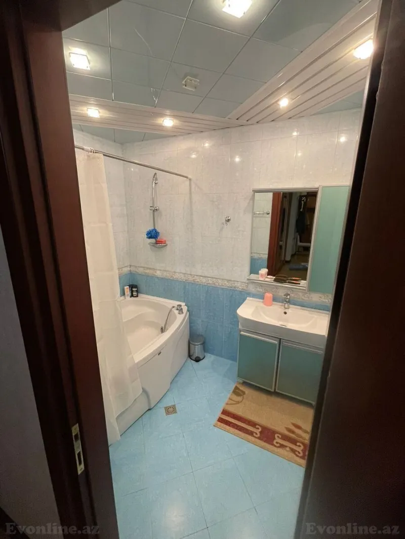 Kirayə verilir 3 otaqlı Mənzil Yeni tikili 137 m² İnşaatçılar m. - şəkil 4