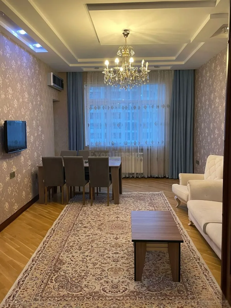Kirayə verilir 3 otaqlı Mənzil Yeni tikili 137 m² İnşaatçılar m. - şəkil 7