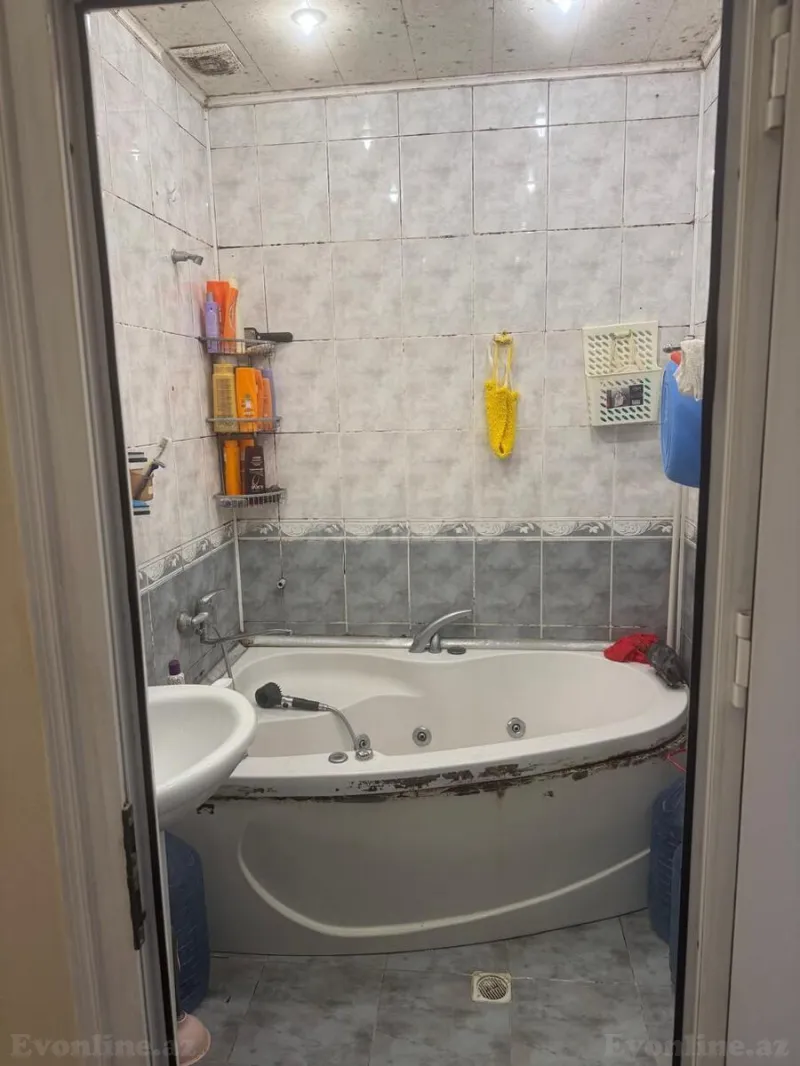 Satılır 3 otaqlı Mənzil Yeni tikili 82 m² Xalqlar Dostluğu m. - şəkil 8