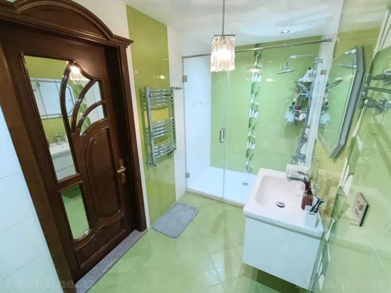 Satılır 4 otaqlı Mənzil Yeni tikili 145 m² İnşaatçılar m. - şəkil 23