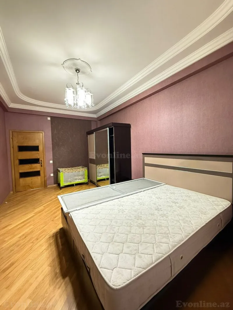 Satılır 3 otaqlı Mənzil Yeni tikili 105 m² İnşaatçılar m. - şəkil 6