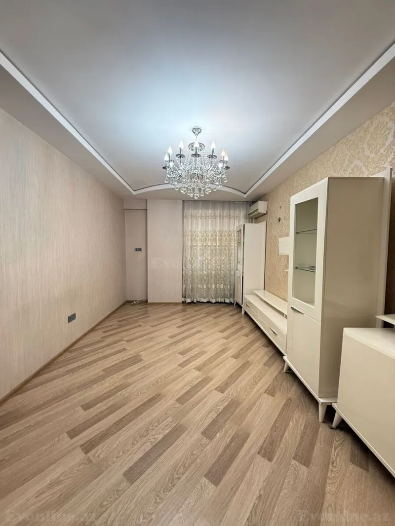 Satılır 2 otaqlı Mənzil Yeni tikili 78 m² İnşaatçılar m. - şəkil 2