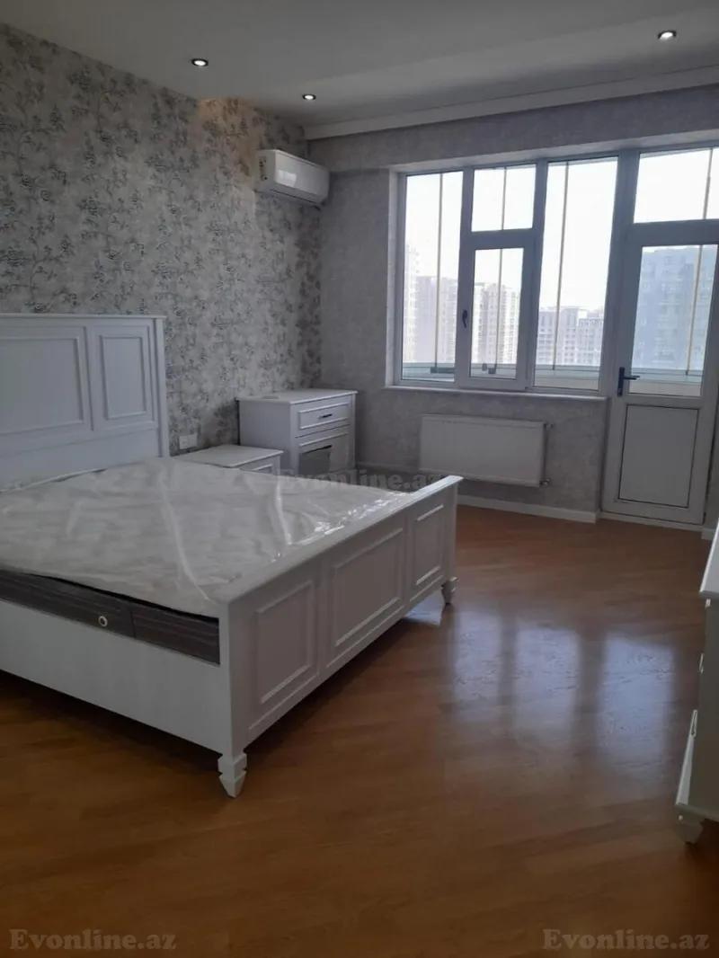 Satılır 4 otaqlı Mənzil Yeni tikili 175 m² İnşaatçılar m. - şəkil 8
